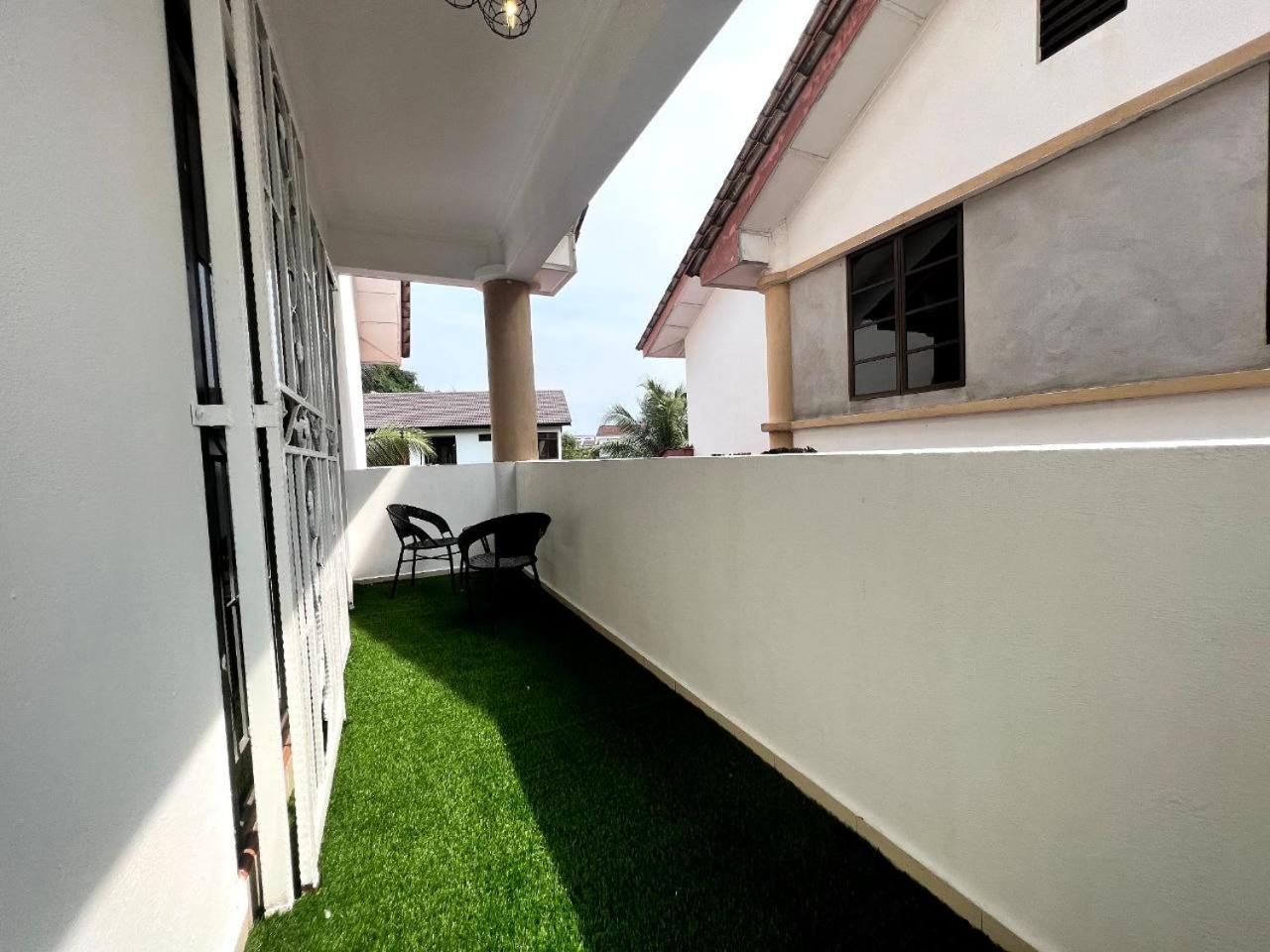 Yb Guest House 4 Bilik 5 Katil Chukai Екстериор снимка